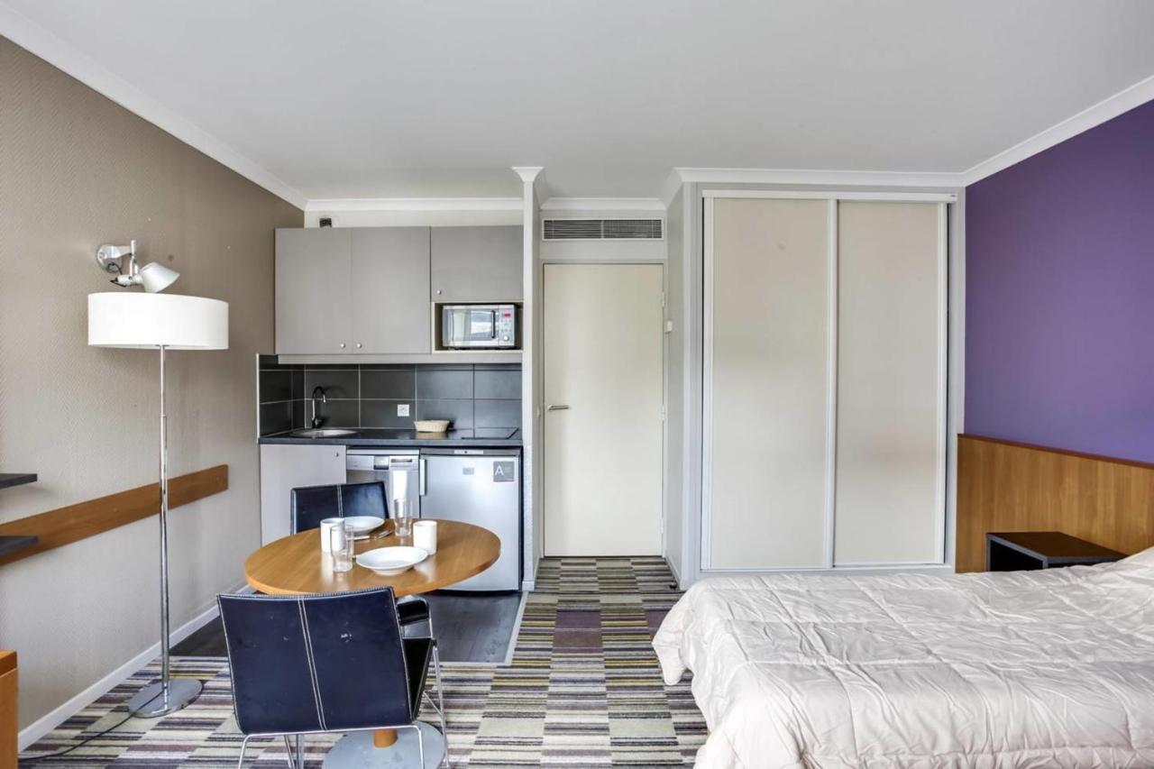 Guestready - Studio Cosy Pres Du Metro Issy-les-Moulineaux Esterno foto