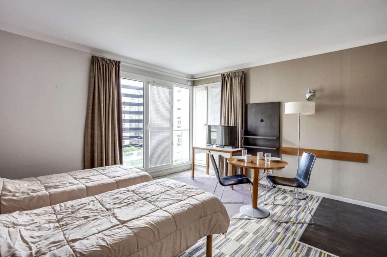 Guestready - Studio Cosy Pres Du Metro Issy-les-Moulineaux Esterno foto